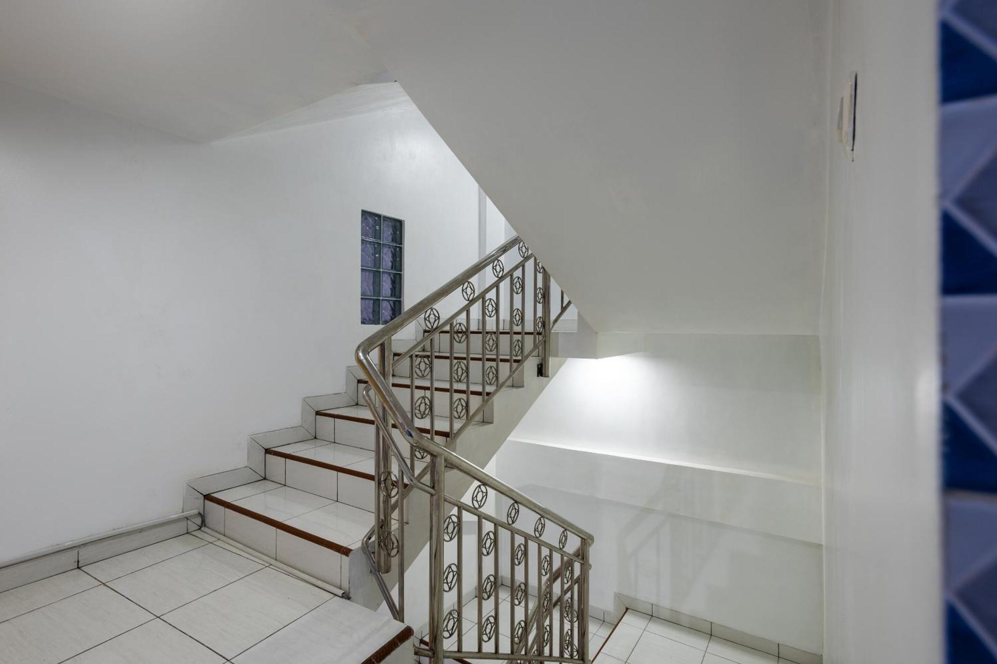 Oyo Life 3284 Pademangan 3 Residence Jakarta Ngoại thất bức ảnh